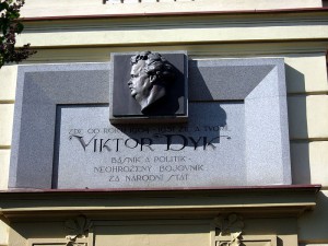 busta-viktor-dyk.jpg